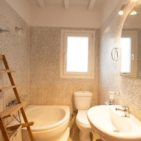 Dreamscape Cozy 3-bedroom Mykonos Hideaway Apartment *