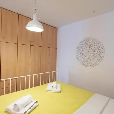 Dreamscape Cozy 3-bedroom Mykonos Hideaway Apartment *