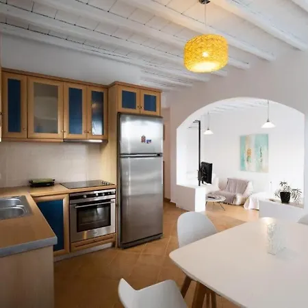アパート Dreamscape Cozy 3-bedroom Mykonos Hideaway アノ・メラ